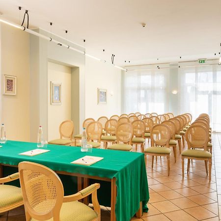 Hotel Tuder Todi Ngoại thất bức ảnh