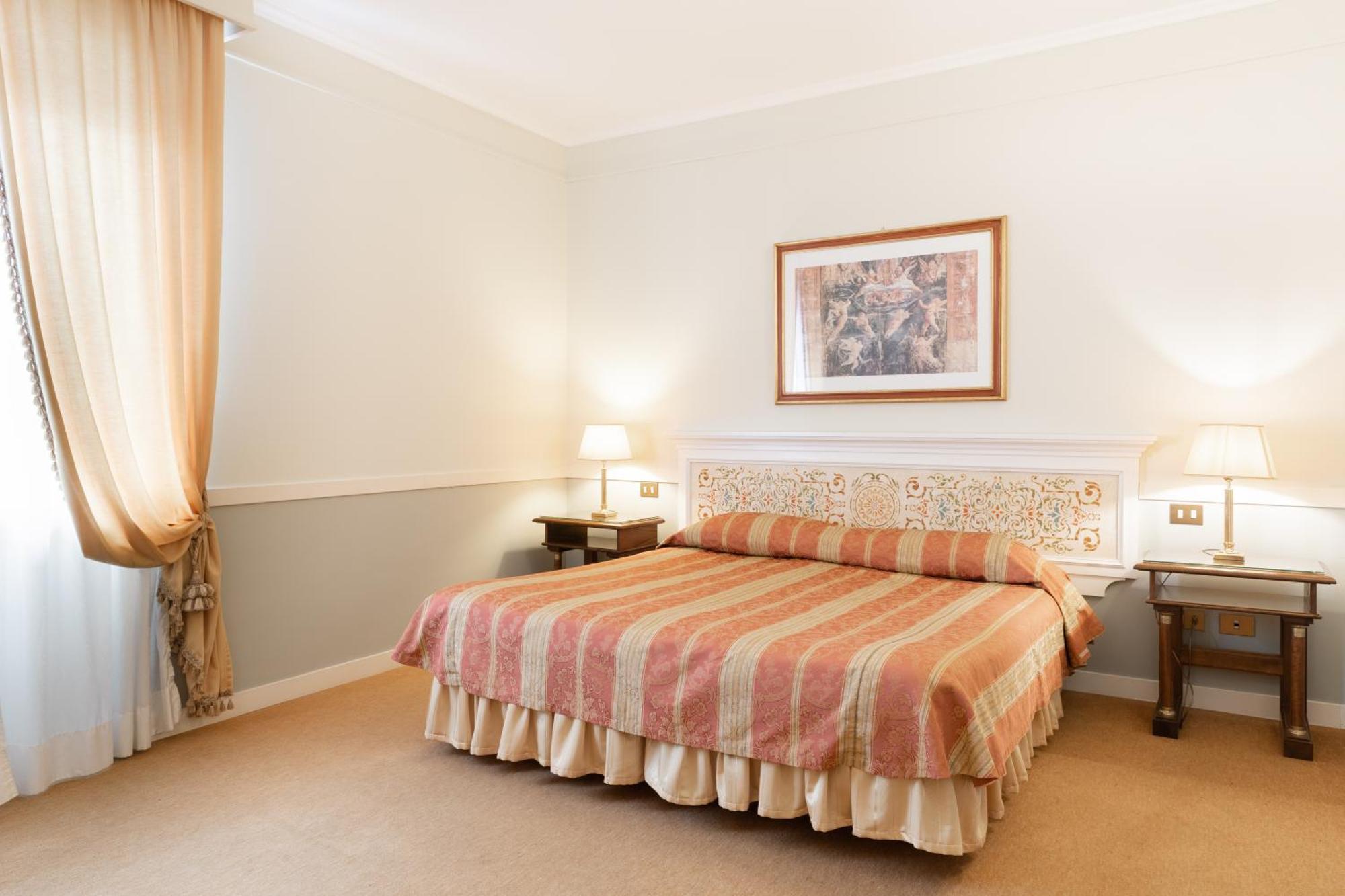 Hotel Tuder Todi Ngoại thất bức ảnh